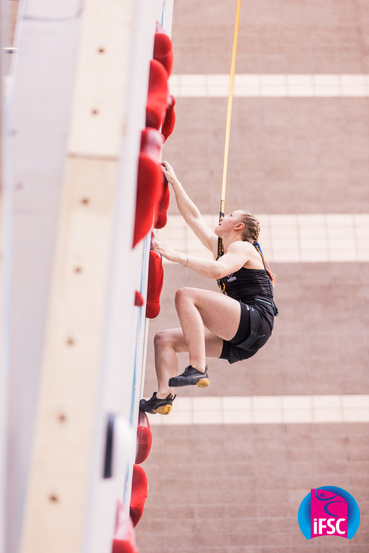 Madi Walsh climbing technique